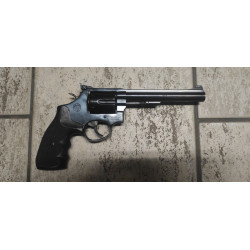 Revolver Taurus 96...
