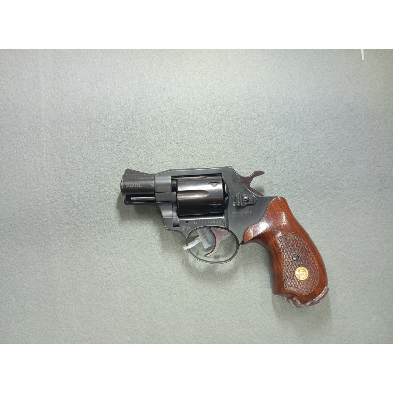 Revolver Holek model 820 ráže 38.special