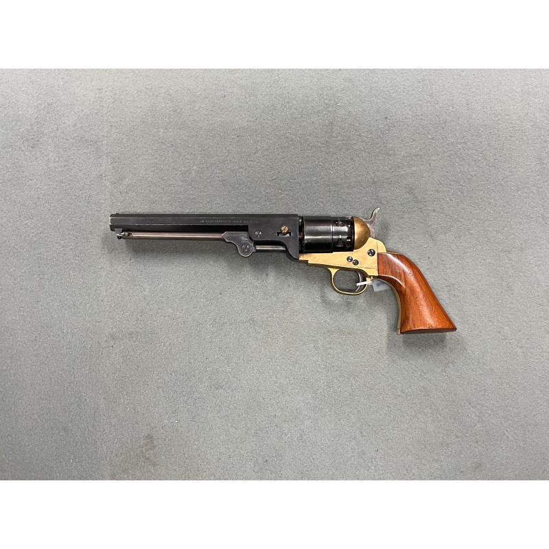 revolver perkusní